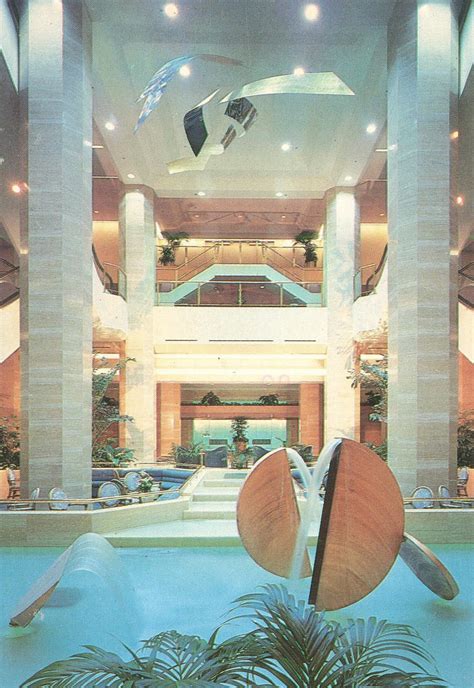 hilton anaheim towers.